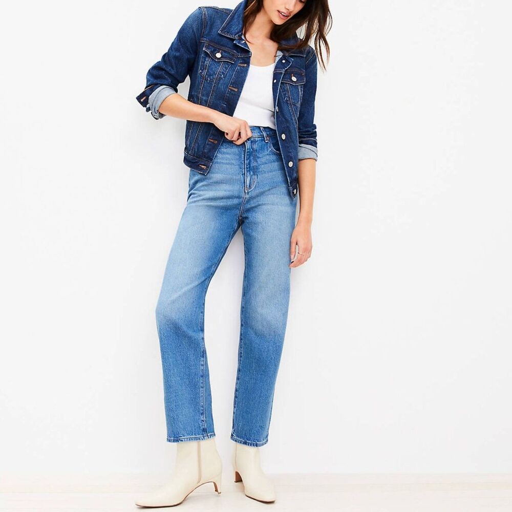 Loft | High Rise Straight Cotton Jeans in Vintage Mid Indigo Wash Size 6 / 28"